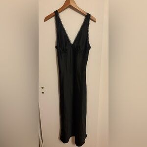 Vanity Fair Black Women's Slip Dress
